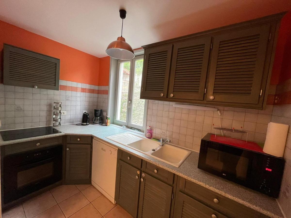 Maison Au Coeur De La Rue Pietonne Saint-Jean-Pied-de-Port Dış mekan fotoğraf