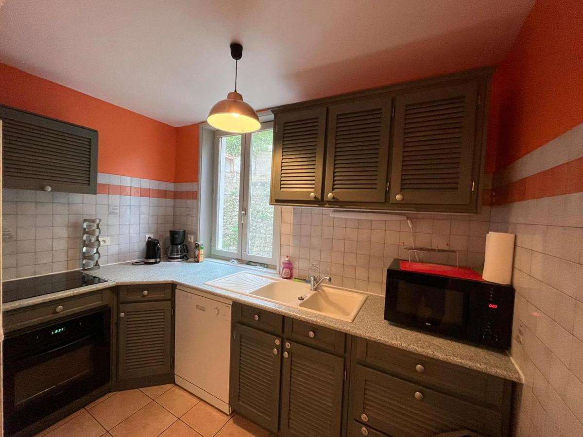 Maison Au Coeur De La Rue Pietonne Saint-Jean-Pied-de-Port Dış mekan fotoğraf